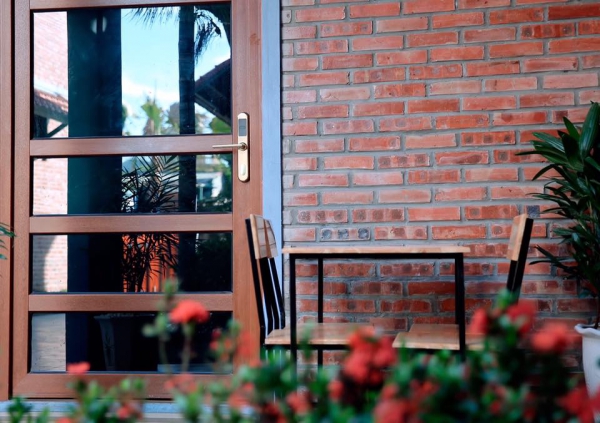Korea Window hoàn thiện cửa cho dự án Homstay Ninh Bình