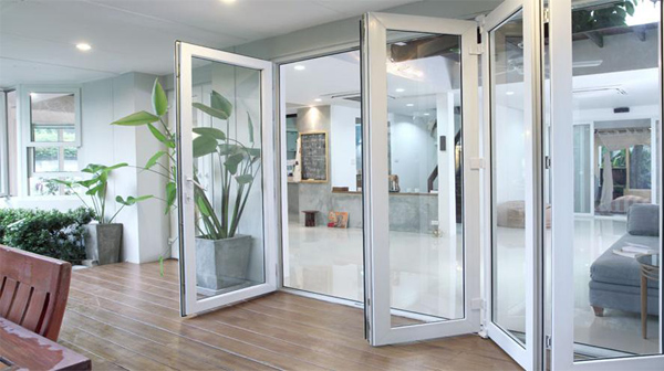 Chú ý lắp đặt cửa nhà ở theo phong thủy